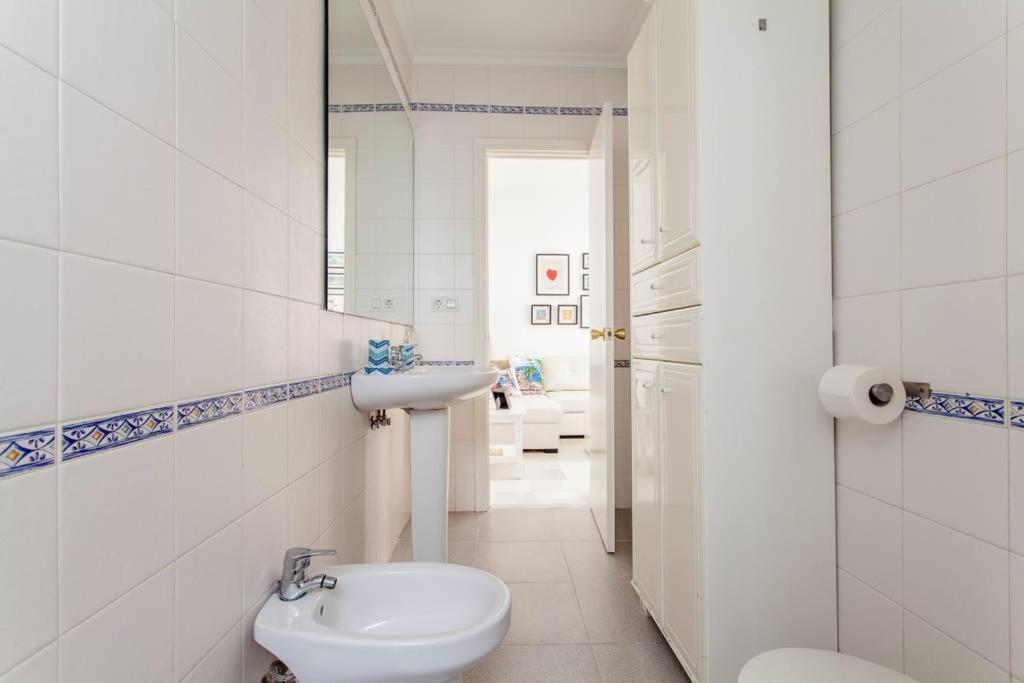 Hostly Rivero 2B Center-Fibre-Communal Terrace-Parking Optional-Cless 세비야 외부 사진